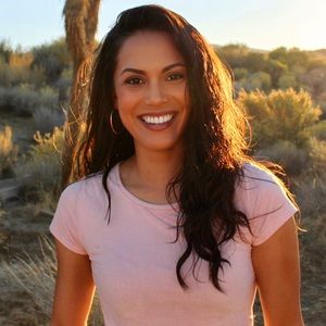 Meet your Posher, Raquel